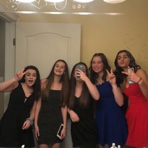 Meet your Posher, Alexis